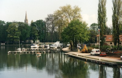 Metzin kaupungin satamia