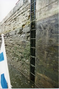 Liukkaita sulkuportaita Belghiassa