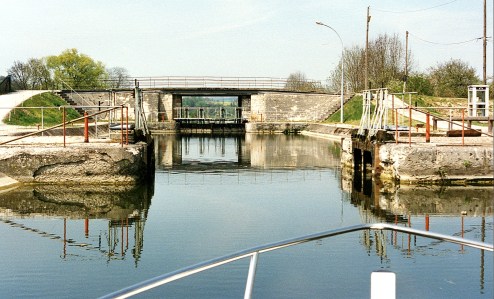 Plägä kanavapäivä keväällä