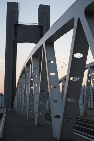 The Bridge, Brest
